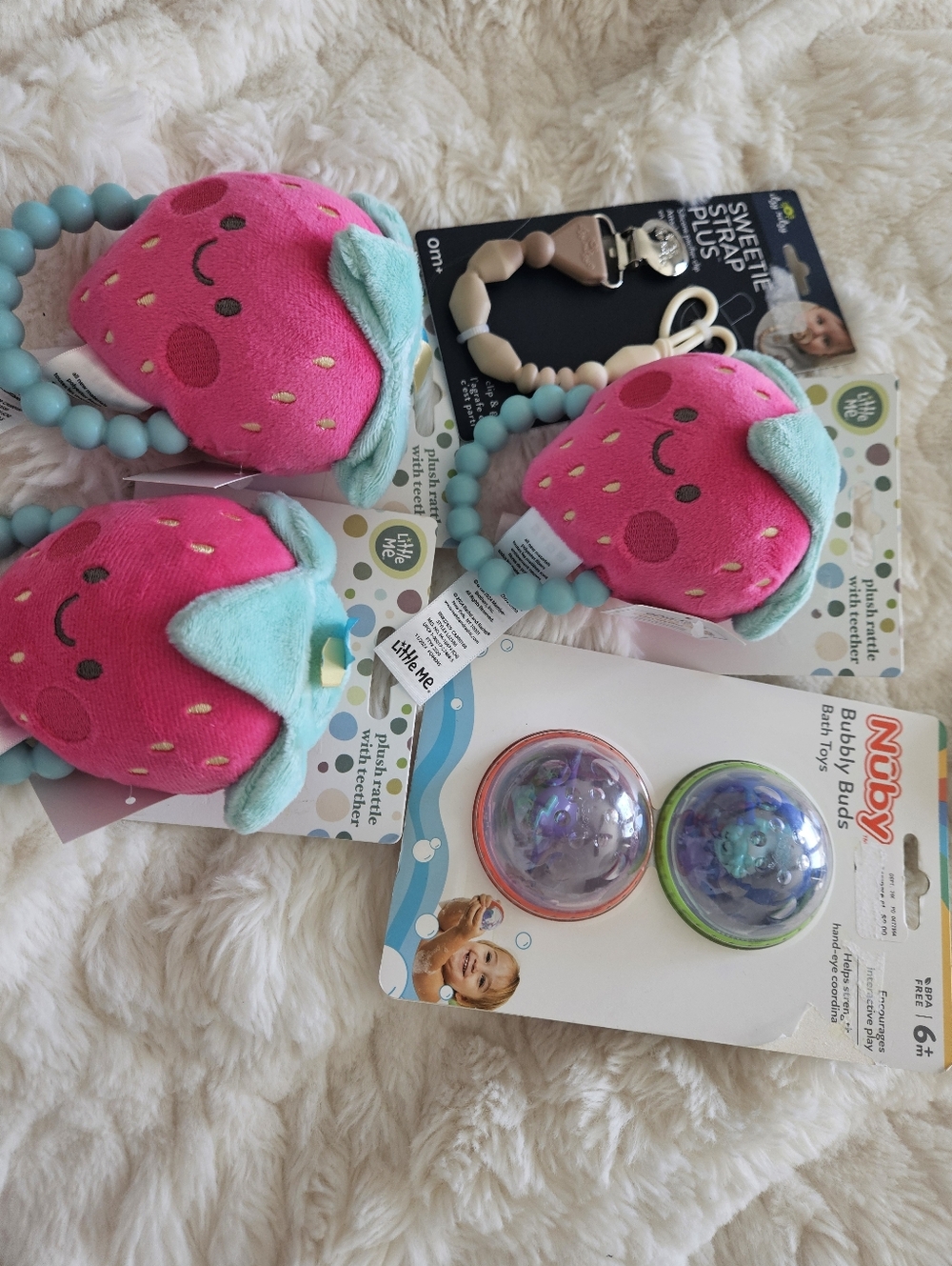 NEW 5 Piece Baby Accessory Bundle Assorted Items - Picture 2 of 10